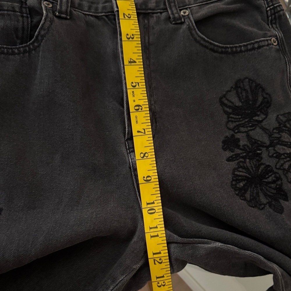 American Eagle Outfitters Charcoal Jeans with Black Floral Pattern - Picture 10 of 12